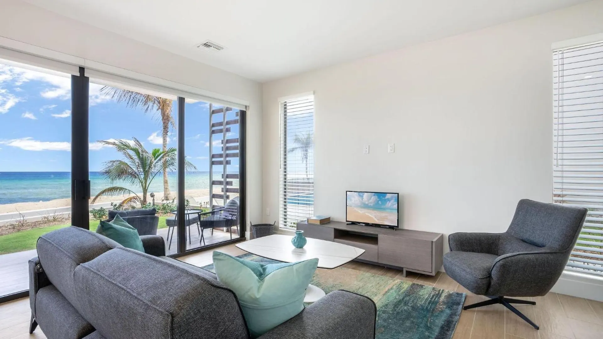 Semesterbostad Silver Reef 3 Oceanfront Condo North Side Caymanöarna