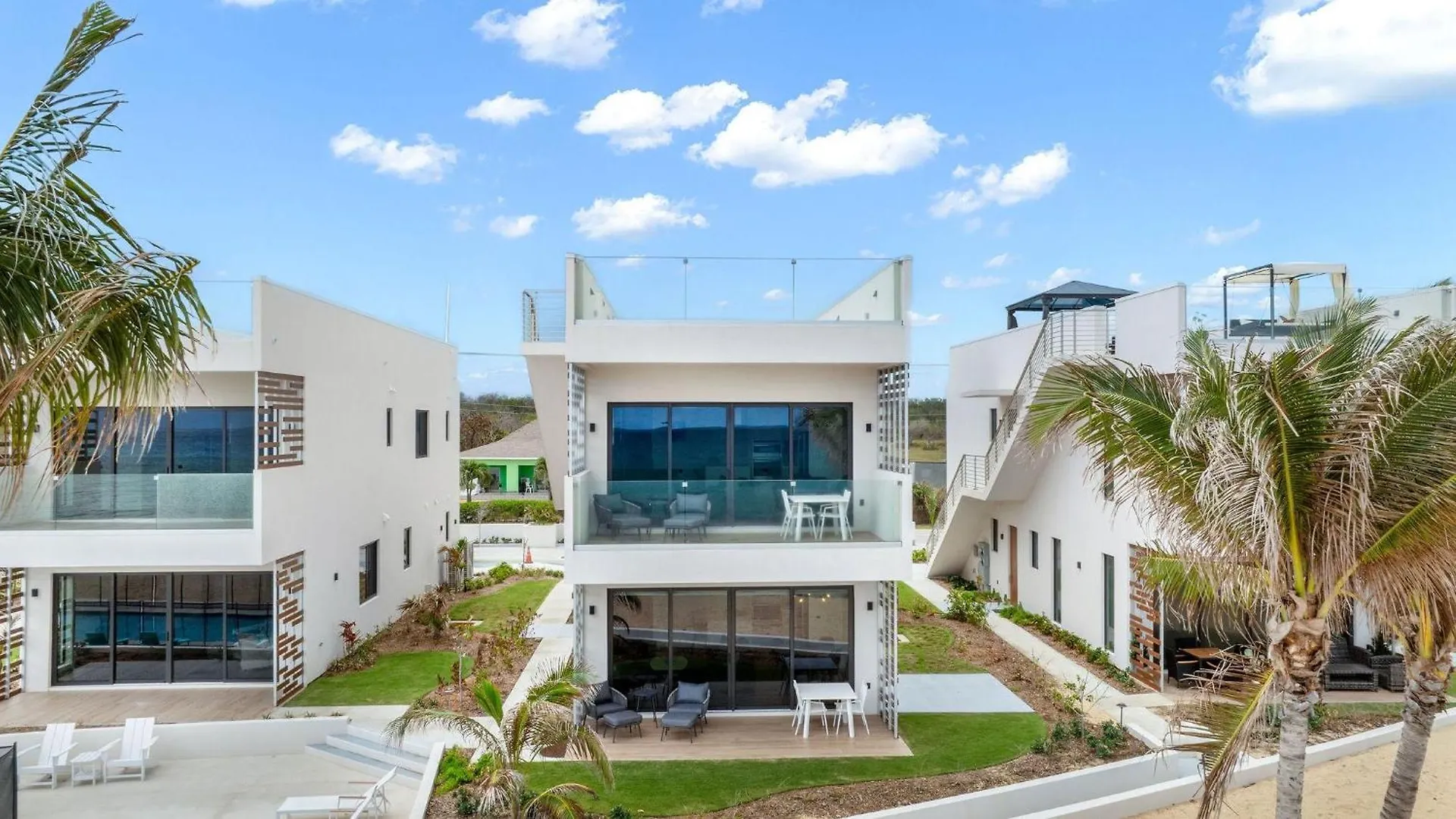 Silver Reef 3 Oceanfront Condo North Side Semesterbostad